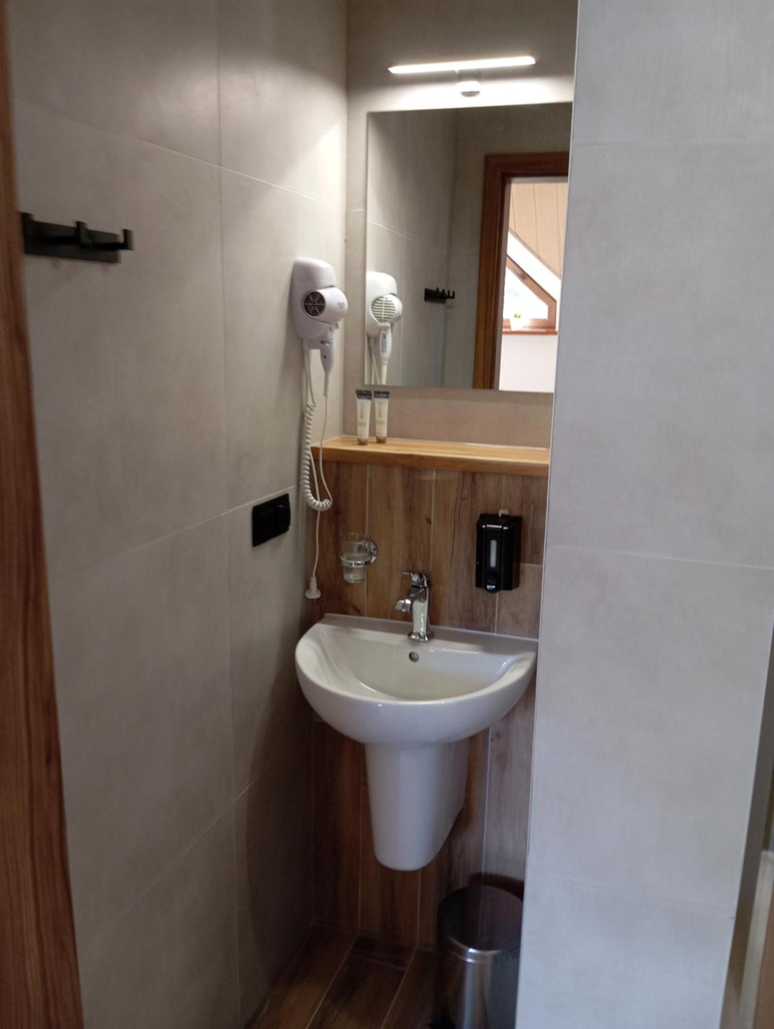 Apartmán Zacisze Rozalin  Exteriér fotografie