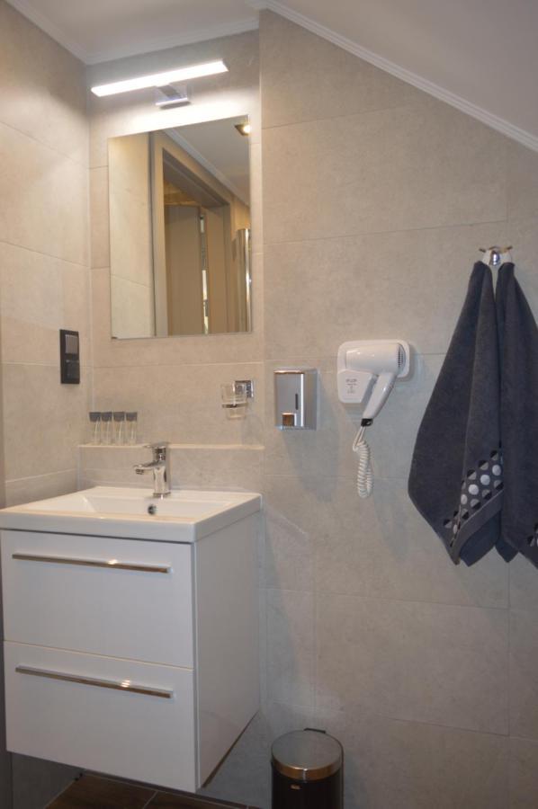 Apartmán Zacisze Rozalin  Exteriér fotografie